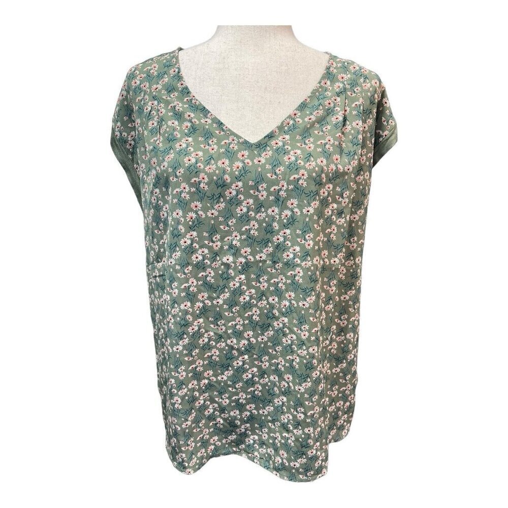 Papermoon Green Floral V-Neck Blouse